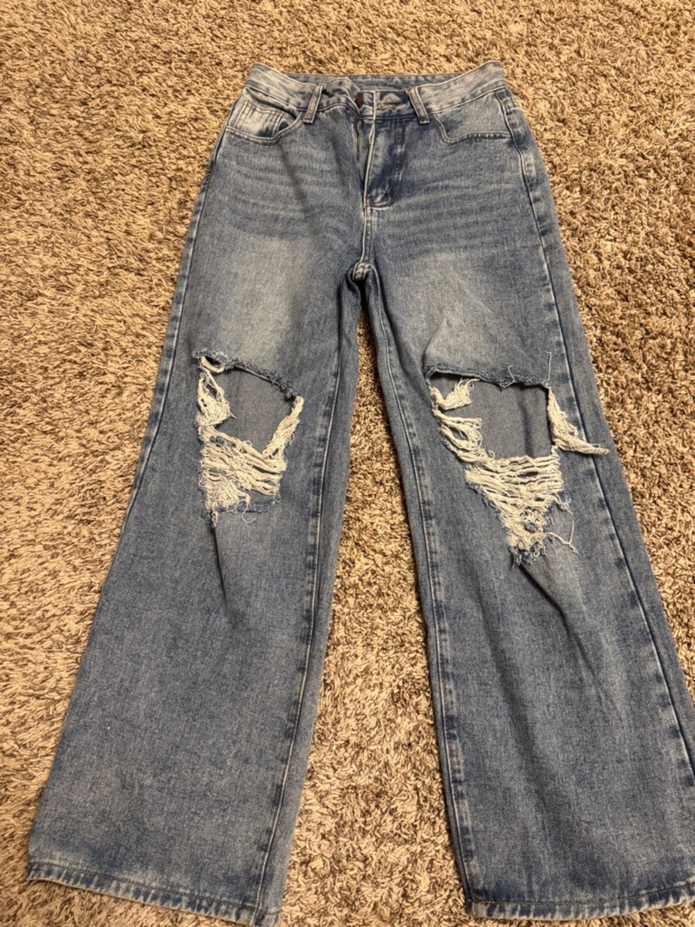 SHEIN Light Blue Distressed Wide-Leg Jeans